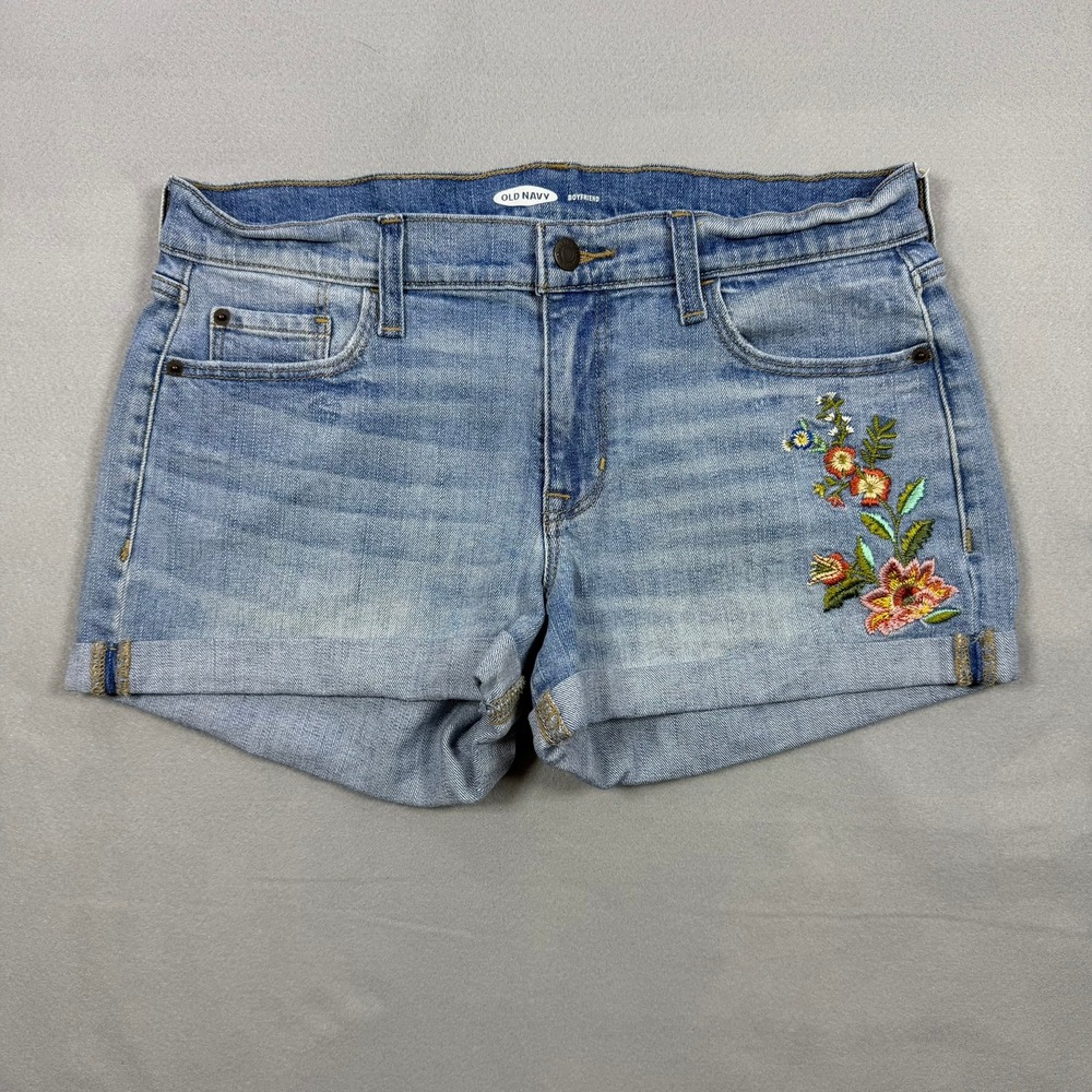 Old Navy Boyfriend Embroidered Floral Denim Short Light Wash Blue Cuffed Size 32